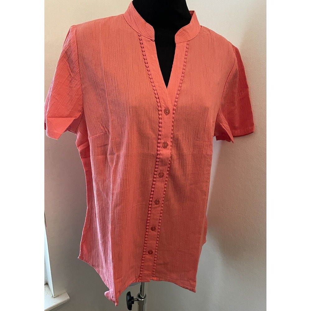 D & Co.  Button Up Short Sleeve‎ Blouse Womens Textured Warm Coral Size M New